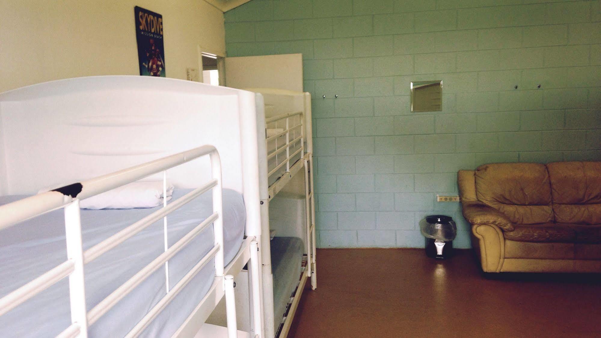 Absolute Backpackers Mission Beach Extérieur photo