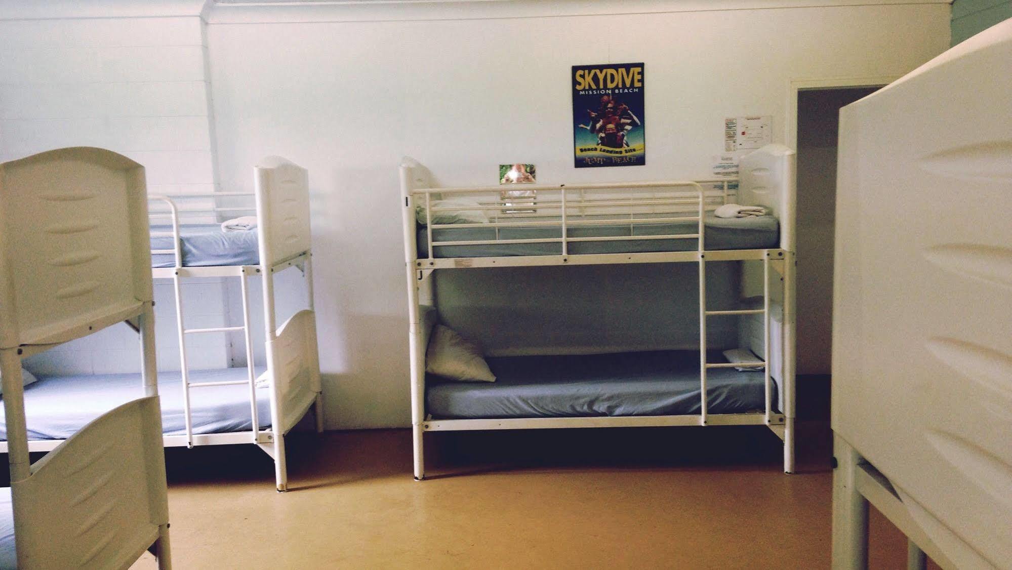 Absolute Backpackers Mission Beach Extérieur photo