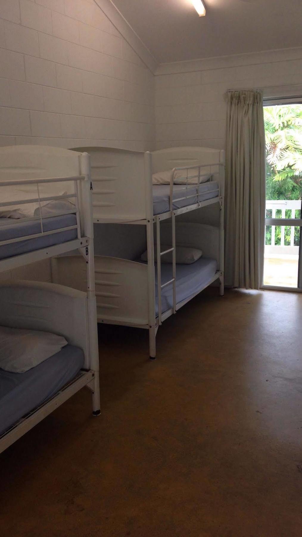 Absolute Backpackers Mission Beach Extérieur photo